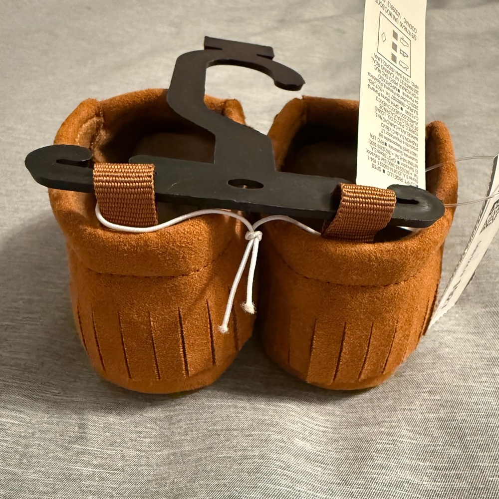 Old Navy Moccasins - Picture 3 of 7
